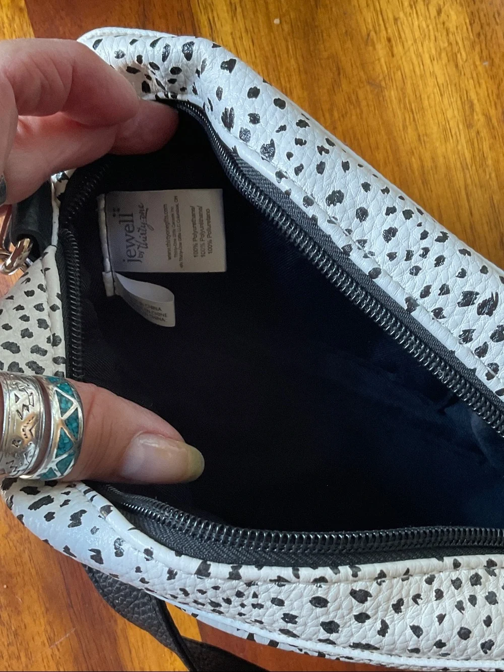 thirty-one White Crossbody Bag with Black Speckled Print